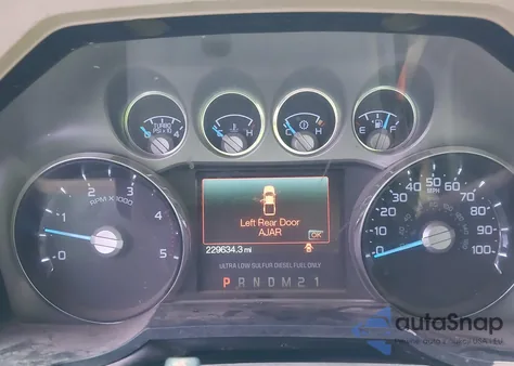 2012 Ford F-250 Lariat z USA, uszkodzony, nr VIN 1FT7W2BT5CEC82126